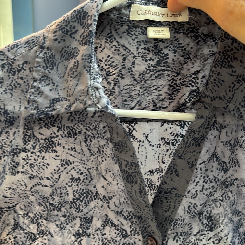 Blue Patterned Button-Up Shirt - Picture 3 of 4